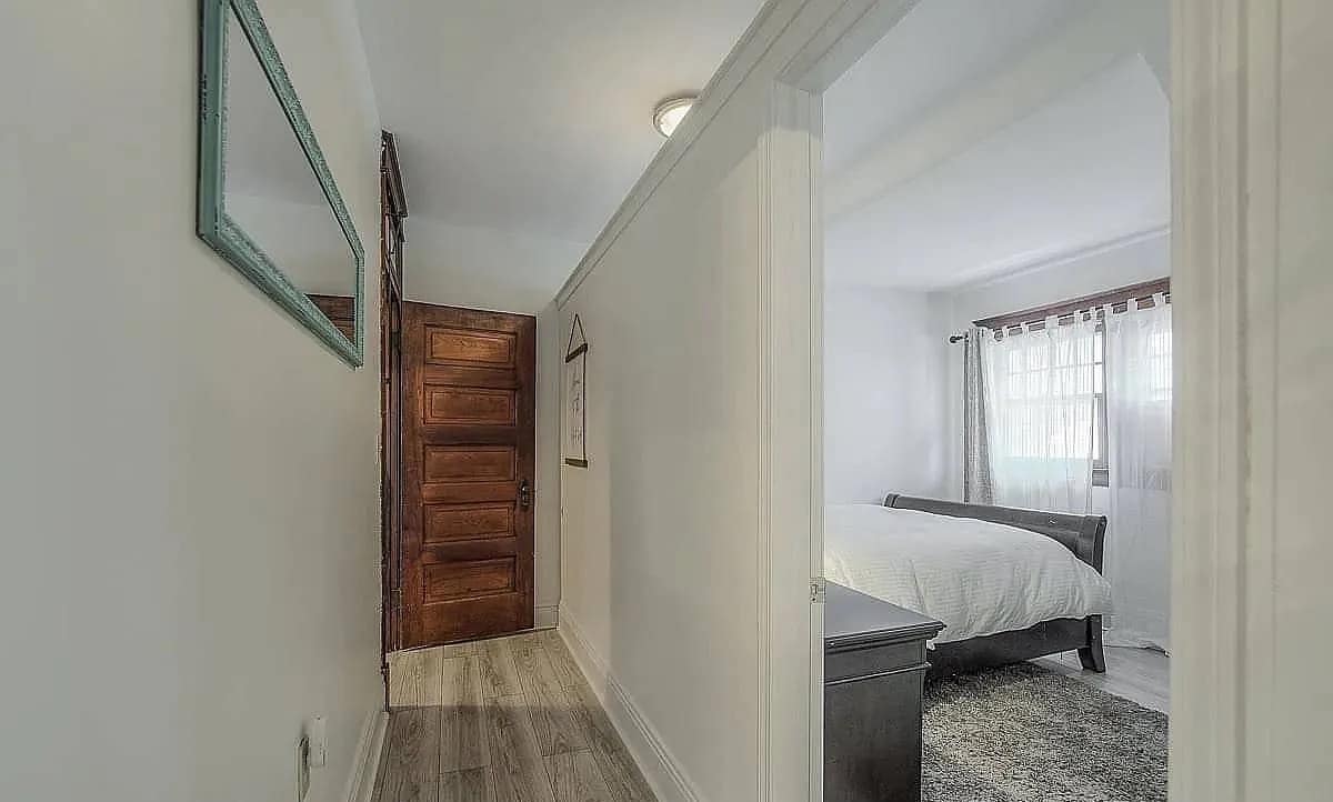 Building Photo - 3784 Washington St