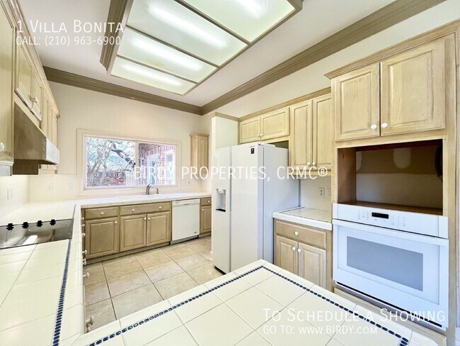 Building Photo - 1 Villa Bonita