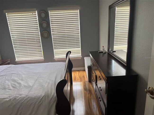 Building Photo - 2812 Club Cortile Cir