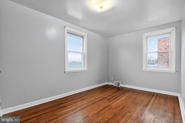 Building Photo - 9050 Convent Ave