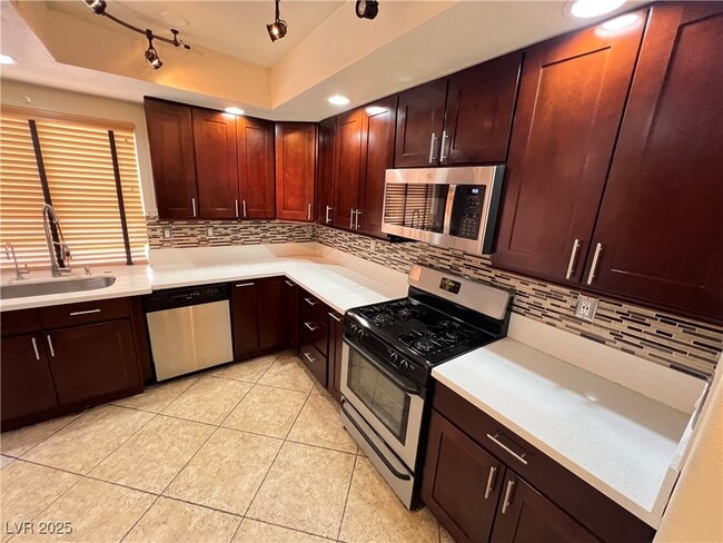 Building Photo - 5213 Blue Dane Ct