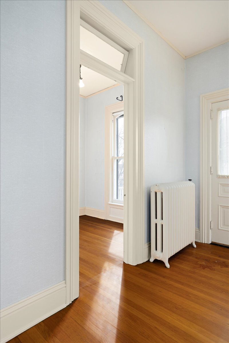 Building Photo - 246 Prospect Ave NE