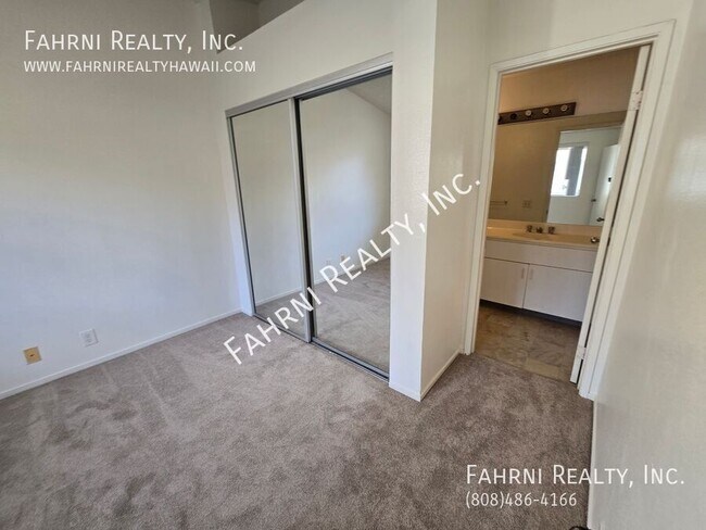 Building Photo - 91-920-920 Laaulu St