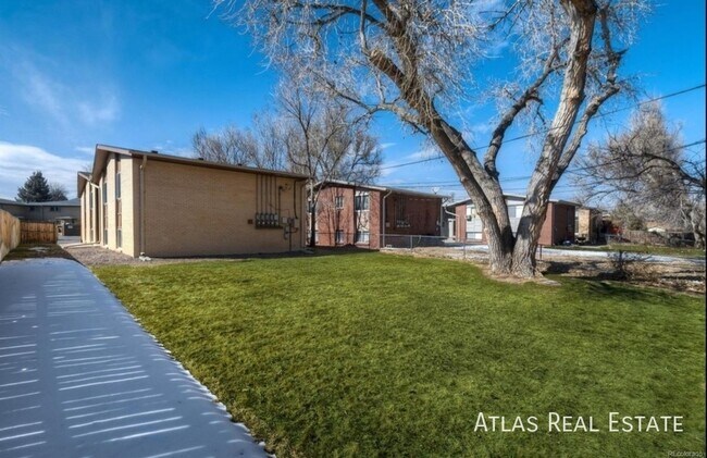 Building Photo - 3730 Owens St