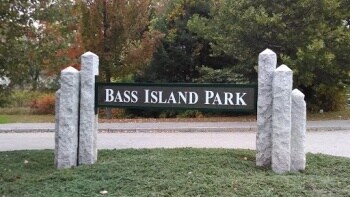 Building Photo - 65 Log St