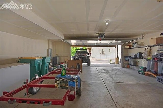 Building Photo - 2083 St Claire Park Aly
