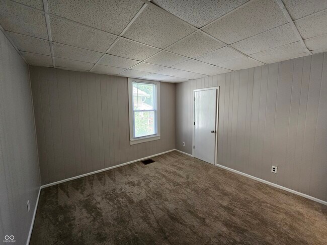Building Photo - 2715 S Moreland Ave