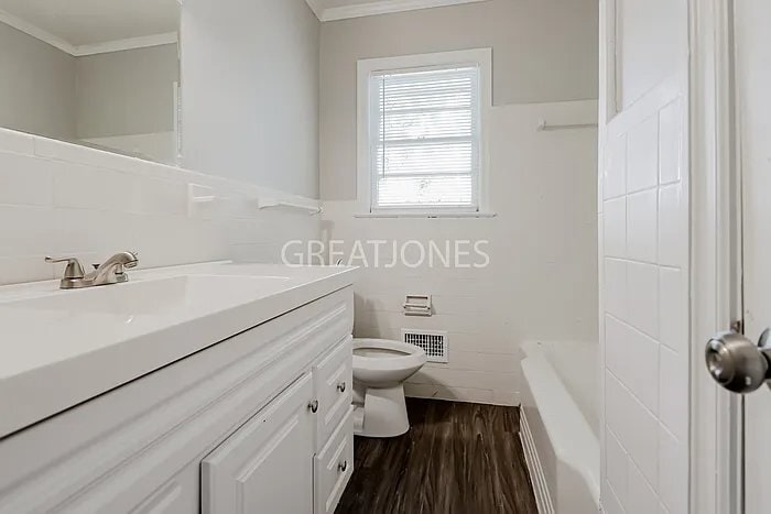 Building Photo - 717 Ridgecrest Rd