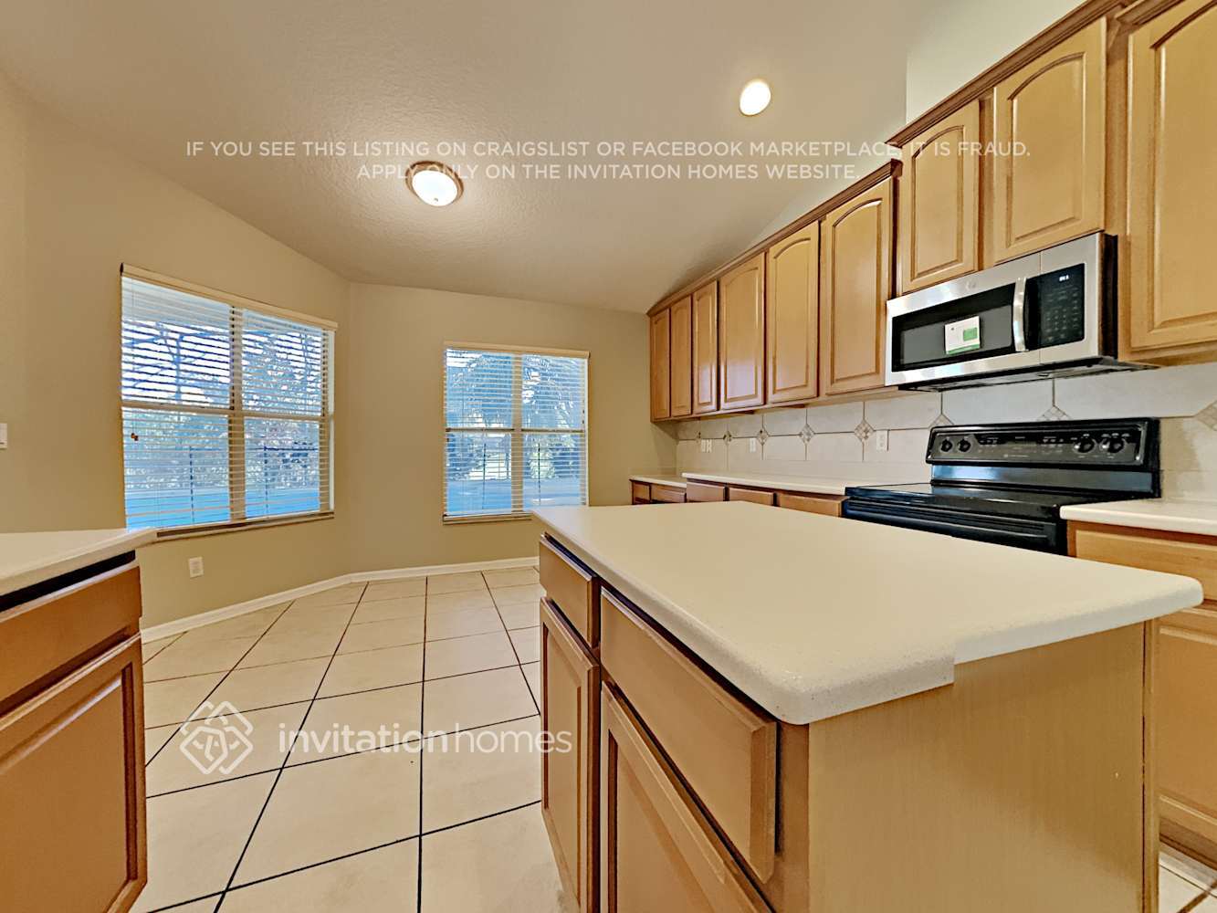 Building Photo - 899 Moonluster Dr