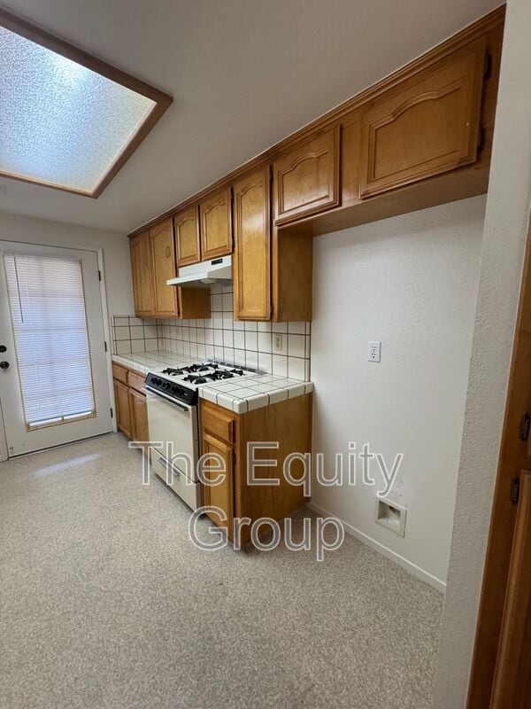 Building Photo - 5411 W Country Ave