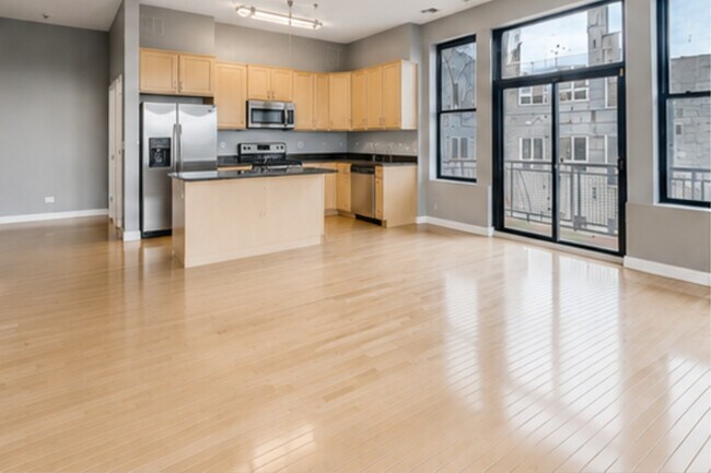 Building Photo - 1 S Leavitt St