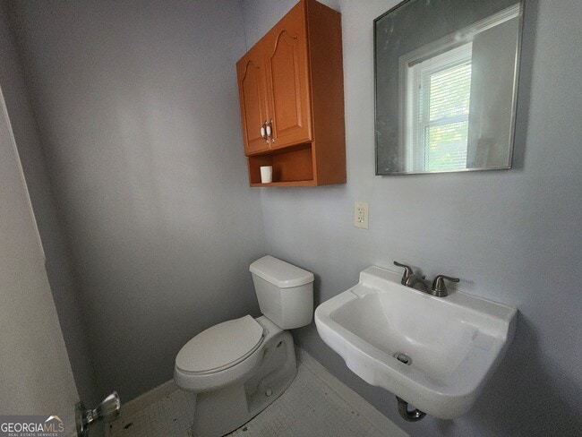 Building Photo - 8121 Maudie Ln