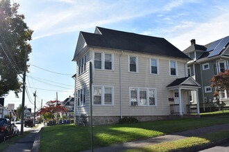 Building Photo - 11 Manhattan Ave