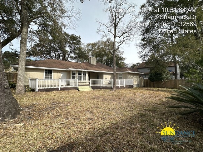 Building Photo - Beautiful 3 Bedroom Home in Mary Esther!