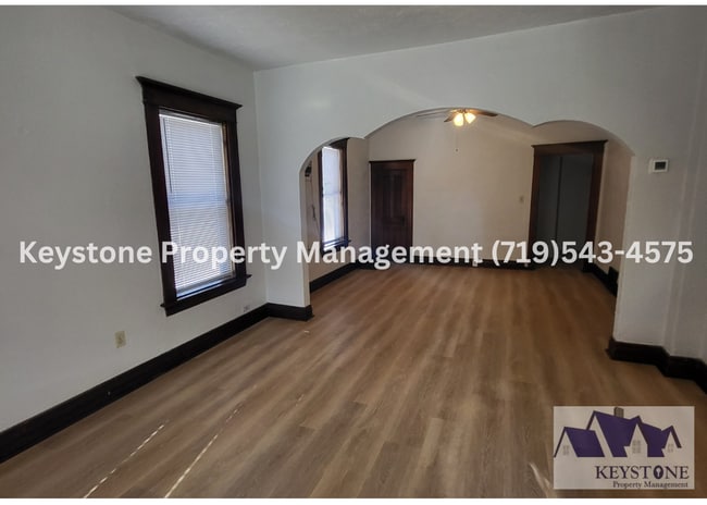 Building Photo - $675 OFF - Move In Special! Spacious Fresh...