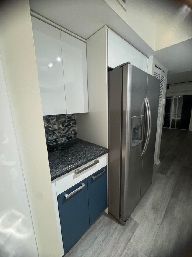 Building Photo - 20818 San Simeon Way