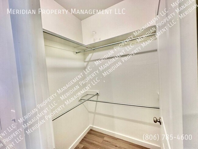 Building Photo - 5516 Itasca-A