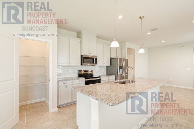 Building Photo - 4535 Arden Wy