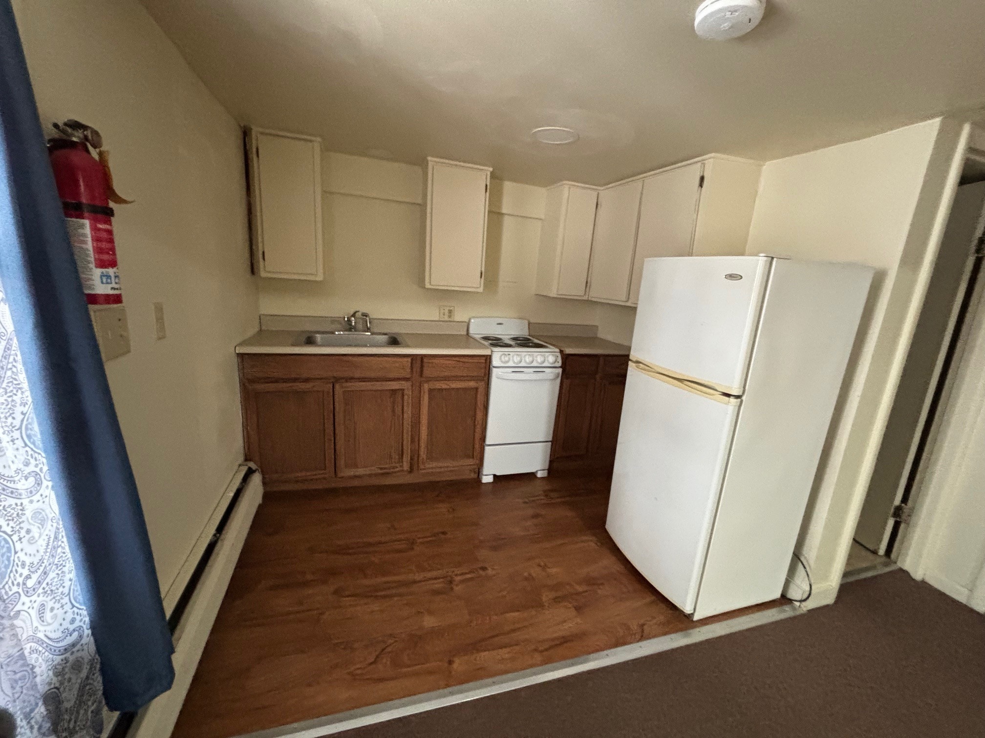 Building Photo - 190 Church St