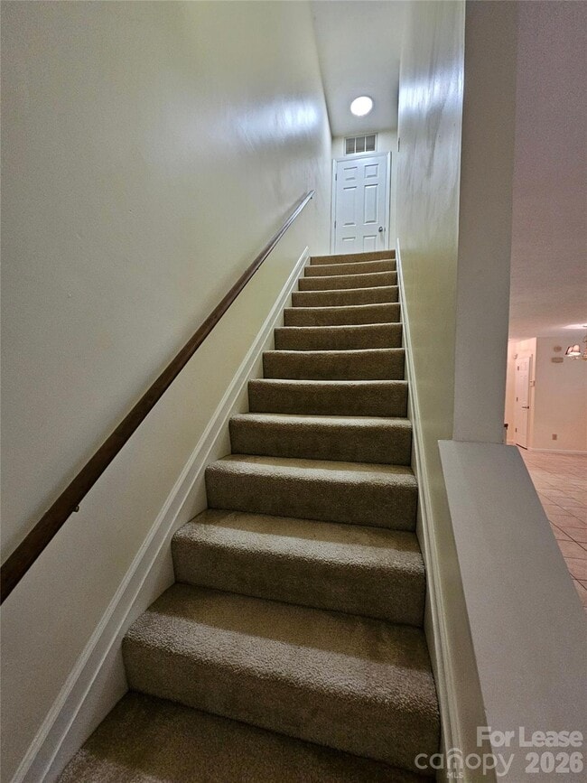 Building Photo - 802 Selwyn Oaks Ct