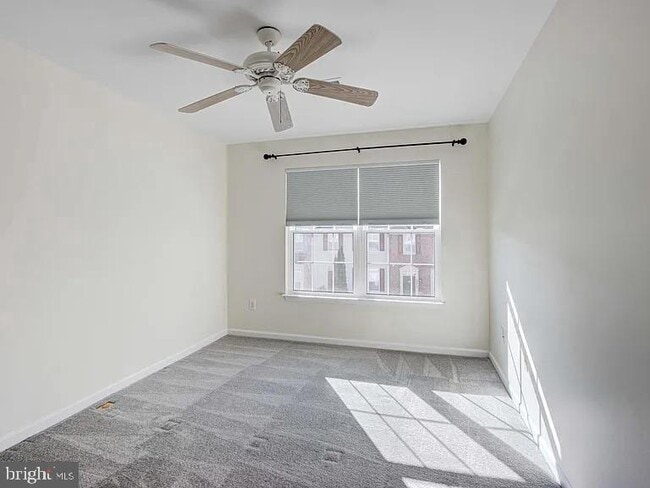 Building Photo - 20824 Shamrock Glen Cir