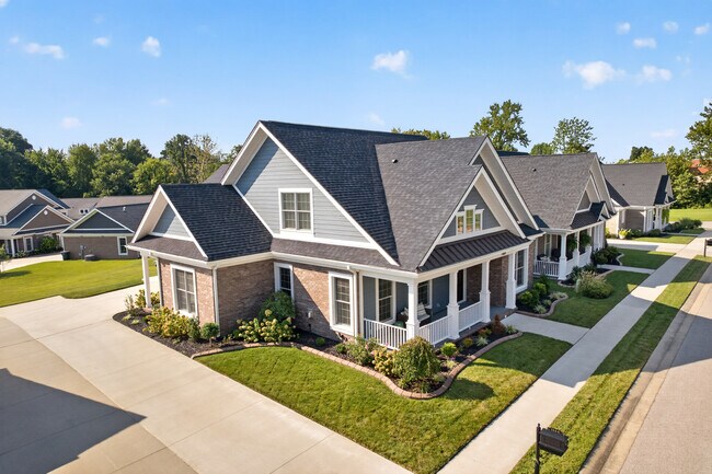 Building Photo - 1864 Celebration Cir