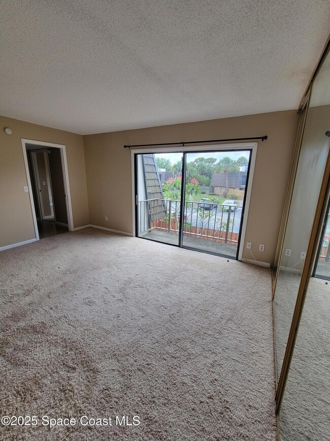 Building Photo - 2313 Vista Oaks Cir NE