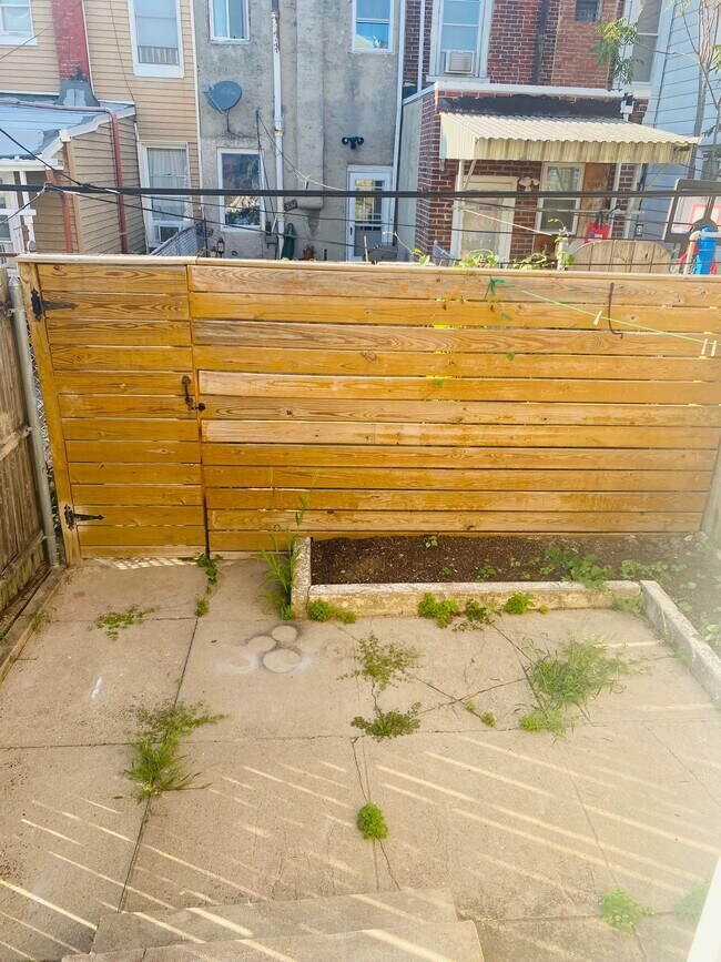 Building Photo - 3118 Belgrade St