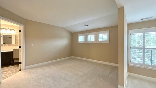 Building Photo - Stunning Cumming Executive Home, Hand Scraped Hardwoods, Custom Upgrades!