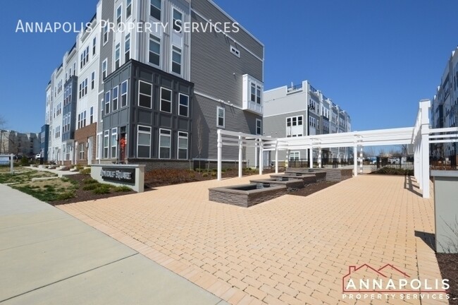 Building Photo - 529 Leftwich Ln