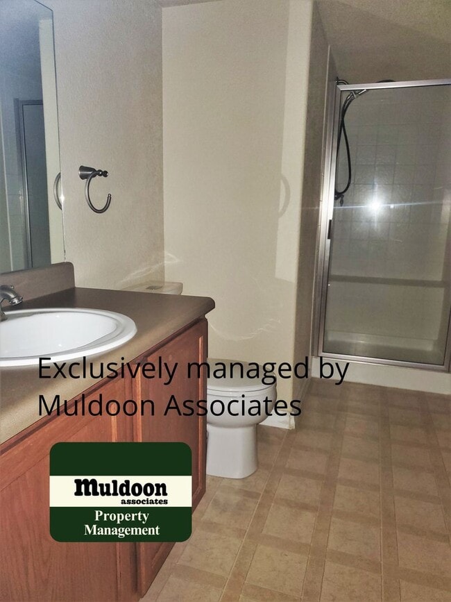 Building Photo - Beautiful, Spacious, and Ready For Move In...
