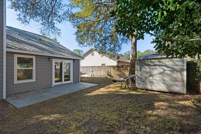 Building Photo - 266 Honeysuckle Way