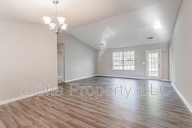 Building Photo - 3 Glassglenn Dr
