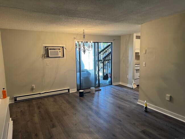 Building Photo - 241 Burgundy Hill Ln