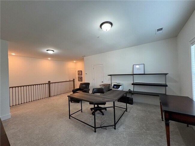Building Photo - 2523 Oakbourne Ln