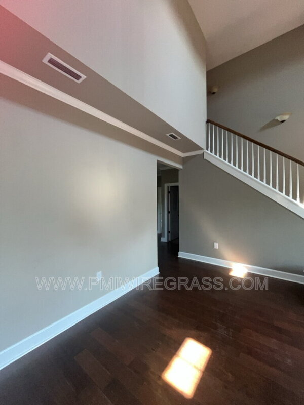 Building Photo - 102 Dawson Ln