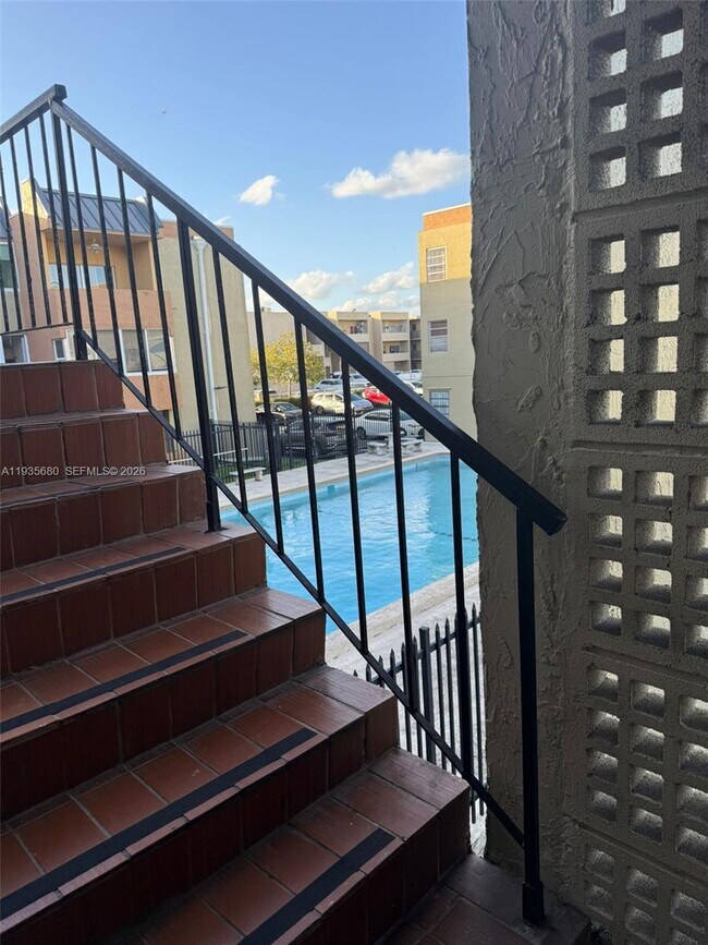 Building Photo - 6070 W 18th Ave