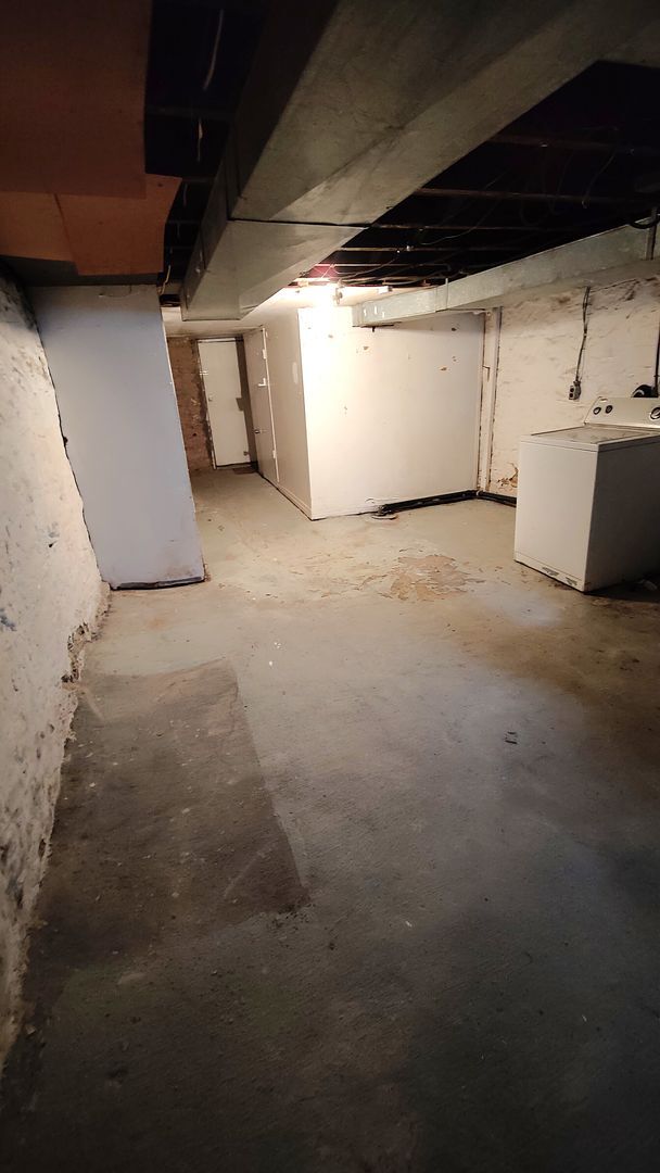 Building Photo - *Spacious 2BD/1BA Single-Family Home for Rent in Southside*