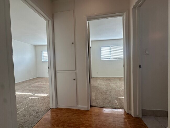 Building Photo - 21 Thornton Ave