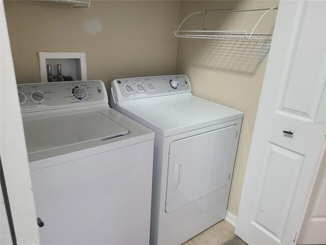 Building Photo - 14956 Amberjack Terrace