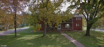 Building Photo - 610 Hawthorne Dr