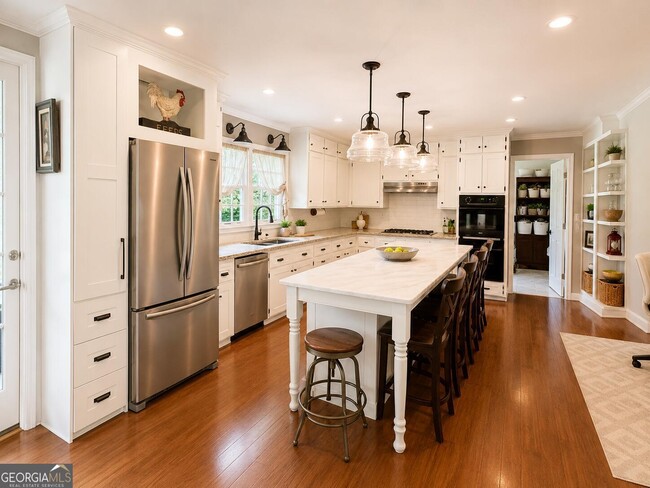 Building Photo - 2653 Club Valley Dr NE