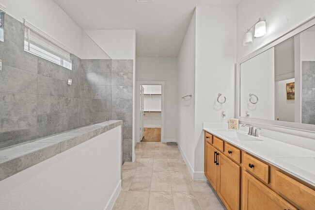 Building Photo - 18530 Joyous Ln