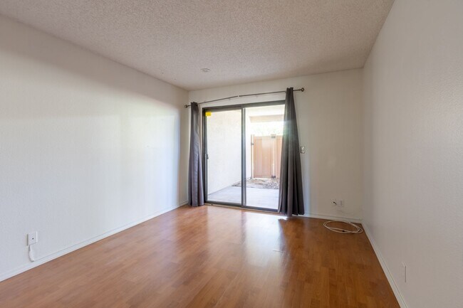 Building Photo - 6782 Shakespeare Way