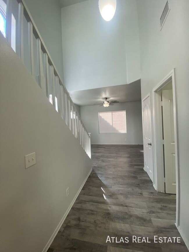 Building Photo - 8933 Fargo Fair Ct