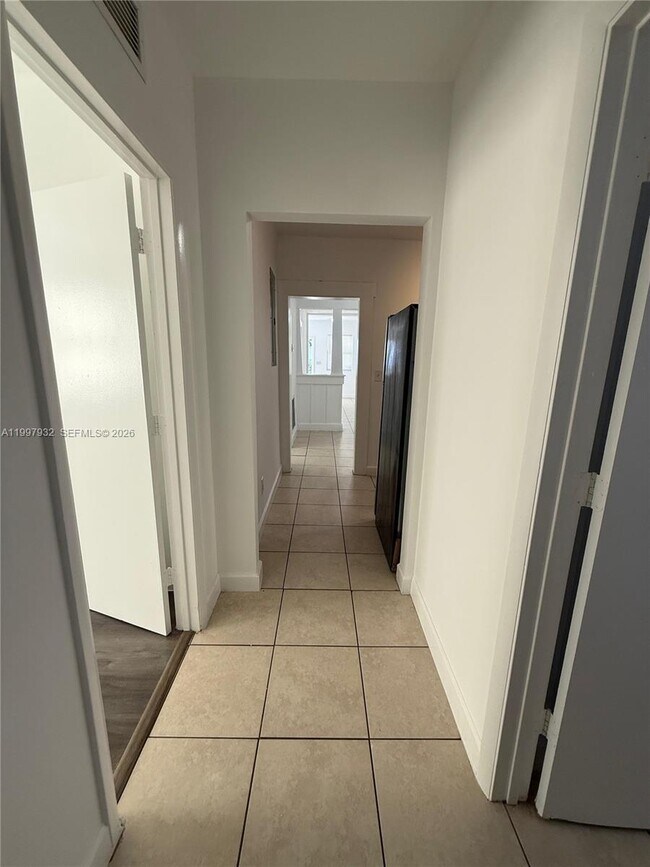 Building Photo - 253 NW 48th St