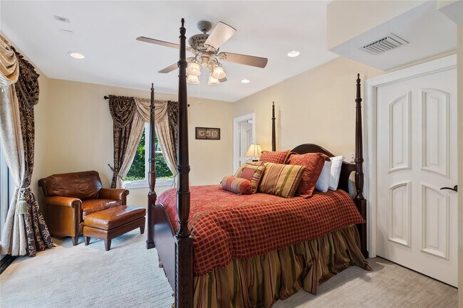 Building Photo - 1600 S Ocean Dr