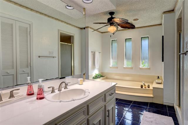 Building Photo - 2918 Apple Valley Dr