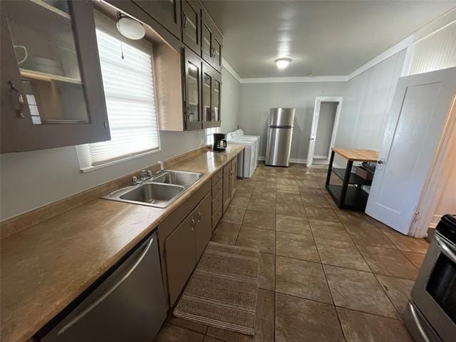 Building Photo - 725 Peach St