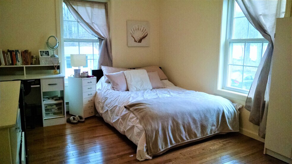 Bedroom - 88A Prospect St
